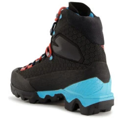 La Sportiva Women's Aequilibrium ST GTX - Mountaineering Boots -Outdoor Sports Shoe Store la sportiva womens aequilibrium st gtx mountaineering boots detail 5